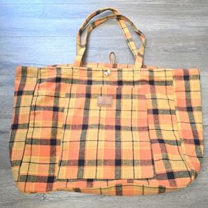 Maurices Flannel Plaid XL Tote Shopper Travel Cabin Barn Chore Cottage Farmhouse